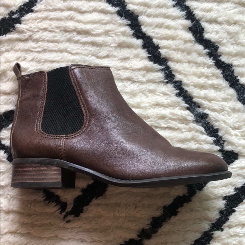 Brown nine west bootie